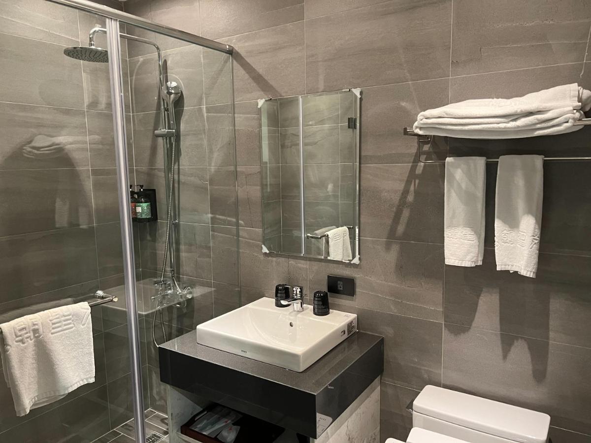 Saint Hostel Beigang Экстерьер фото